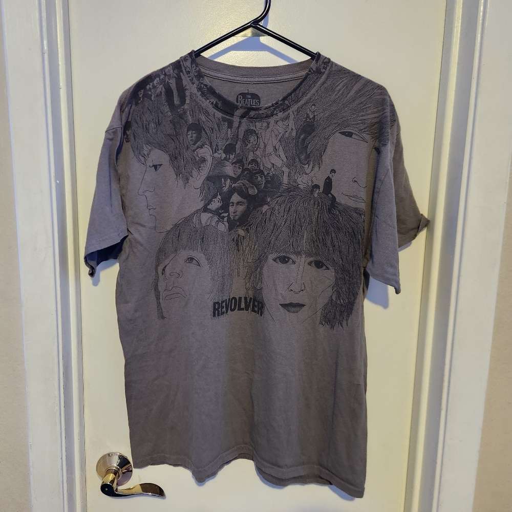 The Beatles Revolver Album Cover T-Shirt, Men's Large